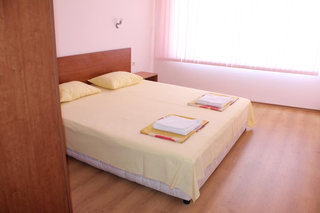 Aqua Blue Apartments Napospart Szoba fotó